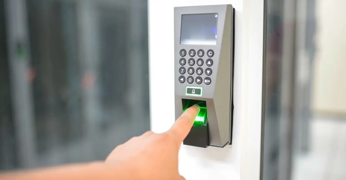 Comment améliorer la sécurité de vos objets connectés en Belgique