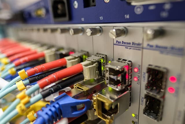 Comment choisir le meilleur réseau de connectivité en Belgique